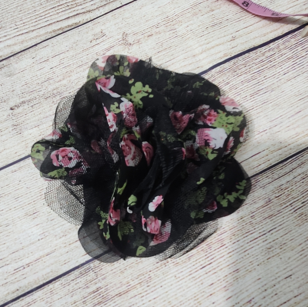 Vintage 80s Floral Black Hair Accessory